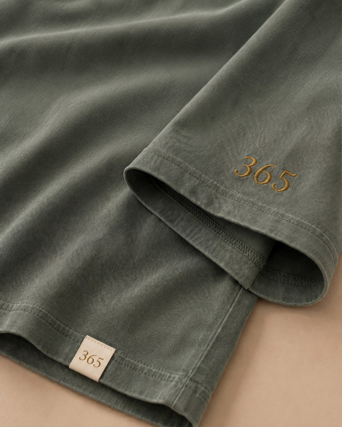 Polera Lavada 280 gr · Verde - detalle del 365